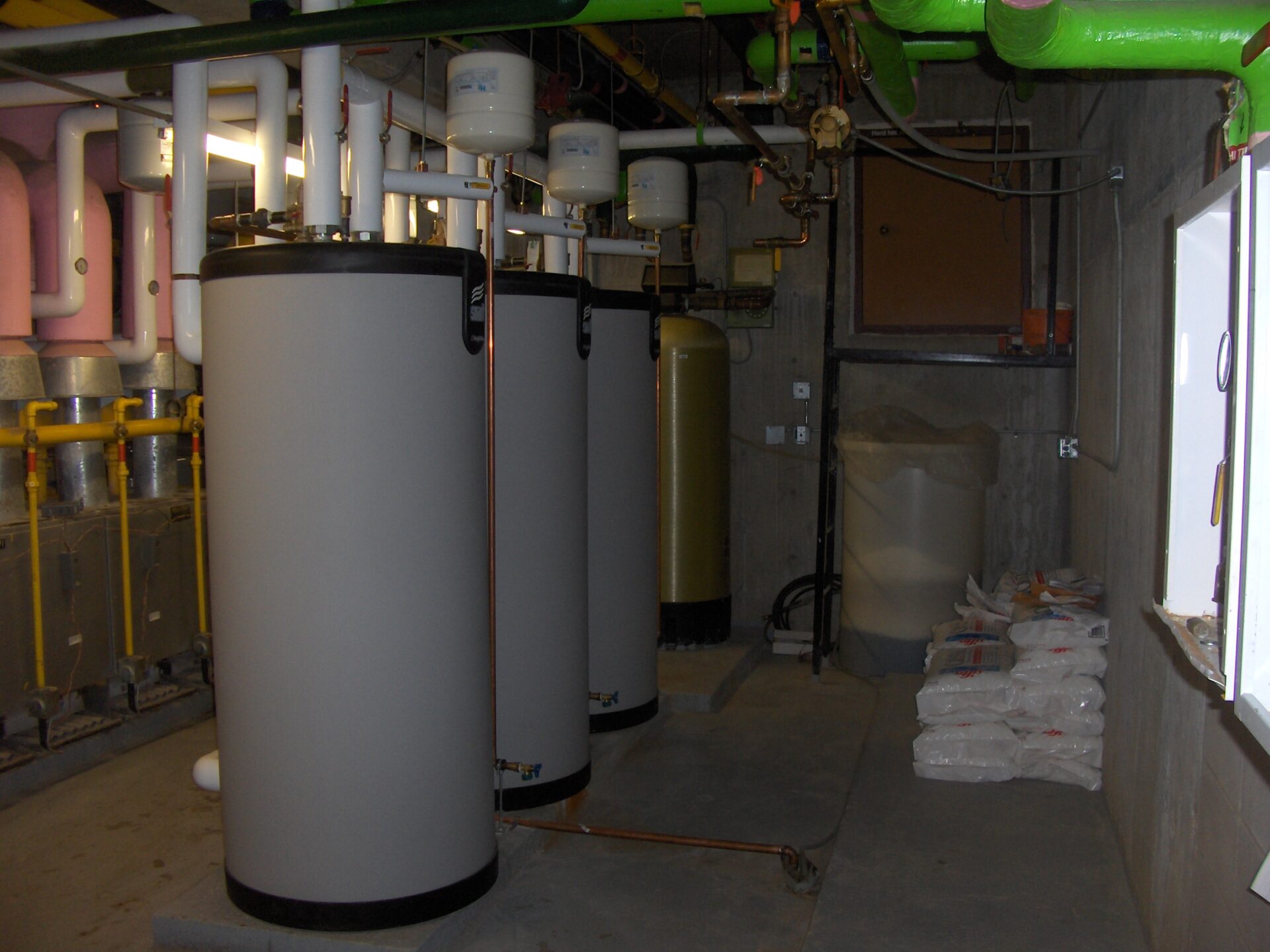 Commerical plumbing heating maintenance repairs installs Commerical plumbing heating maintenance repairs installs